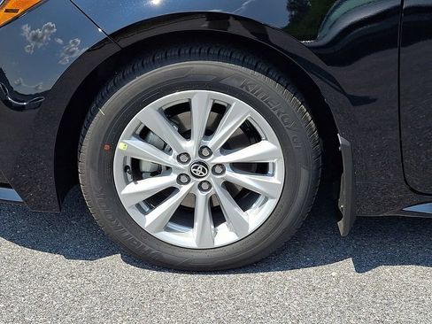 New 2026 Toyota Corolla LE FWD image 19