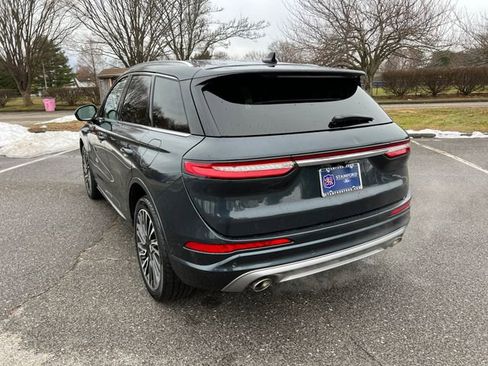 Used 2021 Lincoln Corsair Reserve w/ Equipment Group 201A image 8