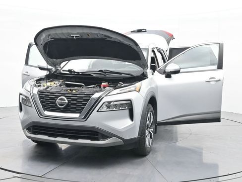 Used 2021 Nissan Rogue SV w/ Premium Package image 38