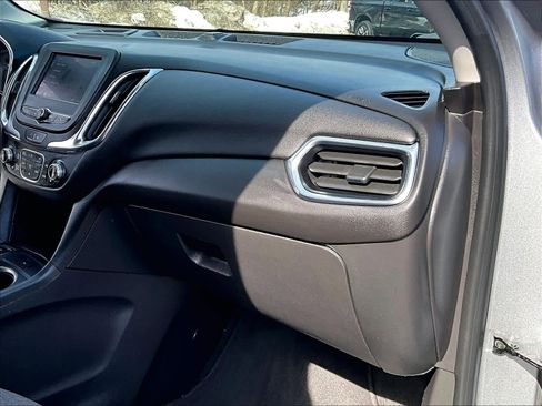 Used 2024 Chevrolet Equinox LT image 13