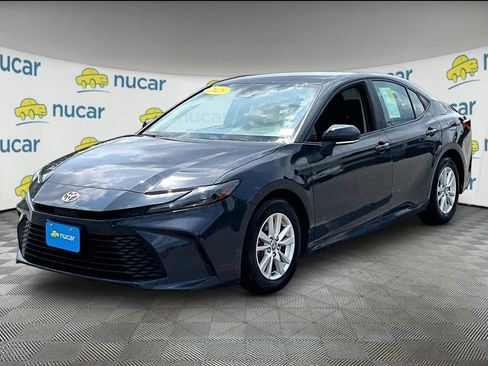 Used 2025 Toyota Camry LE FWD image 3