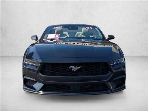 Used 2024 Ford Mustang Premium image 2