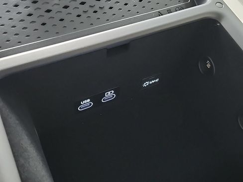 Used 2026 Genesis G90 3.5T AWD/4WD image 34