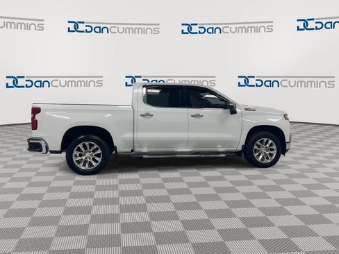 Used 2019 Chevrolet Silverado 1500 LTZ AWD/4WD image 9
