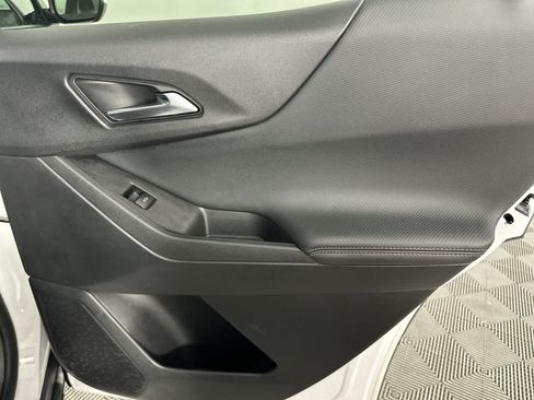 Used 2025 Chevrolet Equinox LT FWD image 25