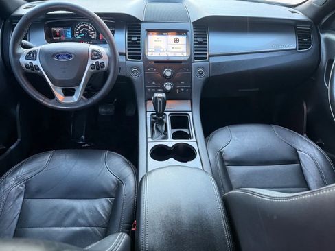 Used 2018 Ford Taurus SEL w/ Equipment Group 201A image 14