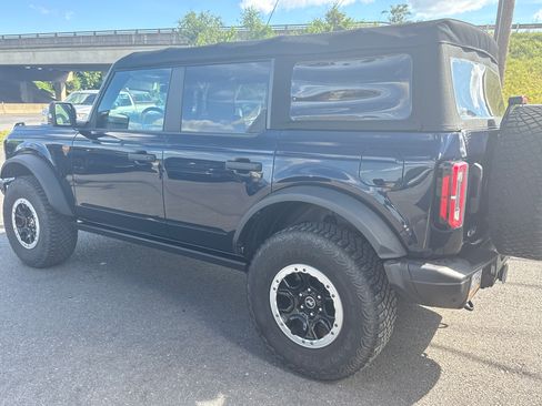 Used 2021 Ford Bronco Badlands AWD/4WD image 5