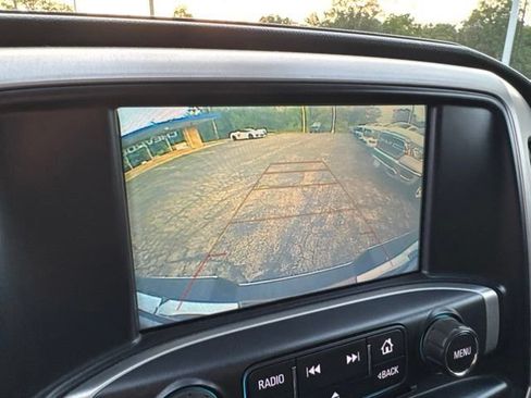 Used 2018 GMC Sierra 1500 SLT AWD/4WD image 17
