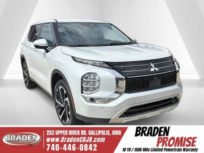 Used 2023 Mitsubishi Outlander SE