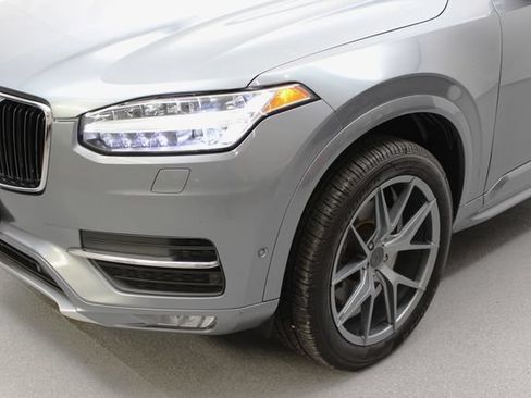 Used 2019 Volvo XC90 T6 Momentum w/ Advanced Package AWD/4WD image 4