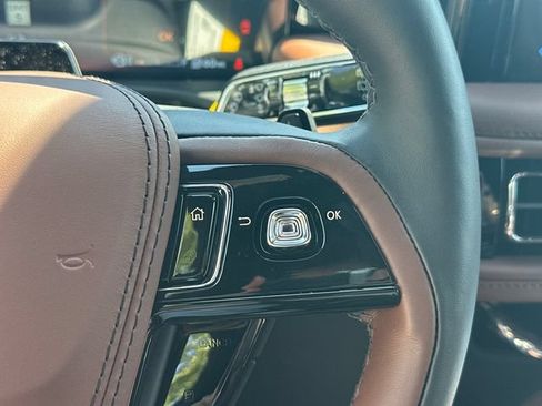 New 2026 Lincoln Aviator Reserve AWD/4WD image 26