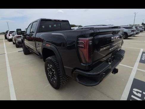 Used 2026 GMC Sierra 2500 AT4X AWD/4WD image 5