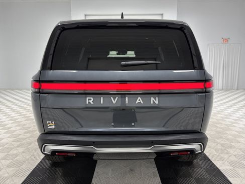 Used 2023 Rivian R1S Adventure AWD/4WD image 4