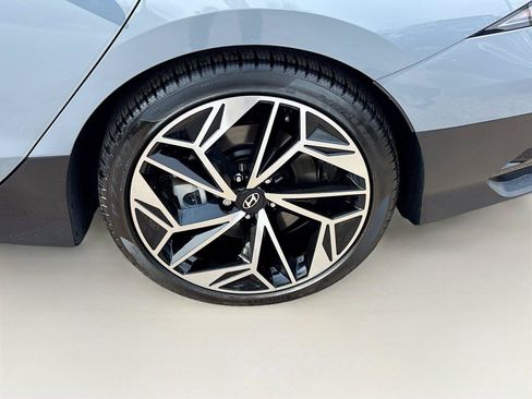 Used 2023 Hyundai Ioniq 6 SEL RWD image 30