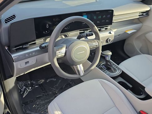 New 2026 Hyundai Kona SE image 23