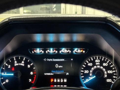 Used 2018 Ford F150 XLT w/ Equipment Group 302A Luxury AWD/4WD image 8