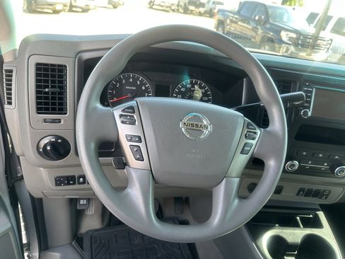 Used 2019 Nissan NV 3500 SV w/ Navigation Package image 13
