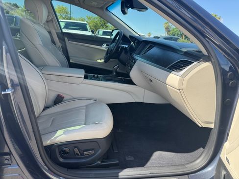 Used 2017 Genesis G80 5.0 Ultimate RWD image 19