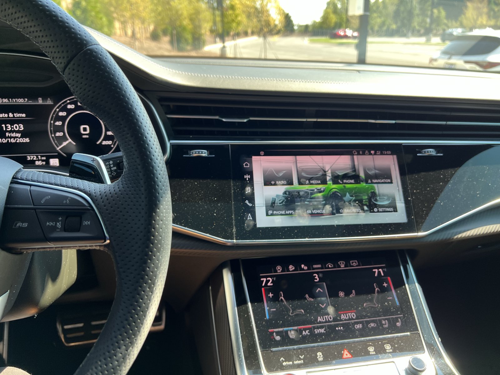 Used 2024 Audi RS Q8 AWD/4WD image 30