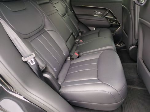 New 2026 Land Rover Range Rover Sport Dynamic SE AWD/4WD image 17