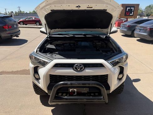 Used 2016 Toyota 4Runner SR5 AWD/4WD image 20