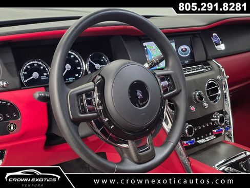 Used 2022 Rolls-Royce Cullinan w/ Interior Detailing Package AWD/4WD image 37