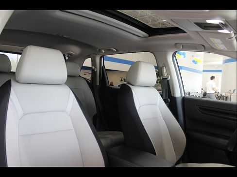 Certified 2024 Honda CR-V EX image 24