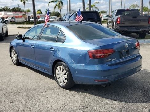Used 2016 Volkswagen Jetta S image 5