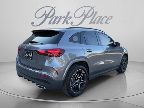 Certified 2025 Mercedes-Benz GLA 250 image 5