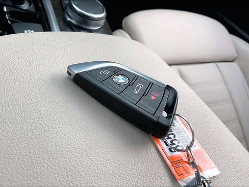 Used 2020 BMW X3 M w/ Executive Package image 12