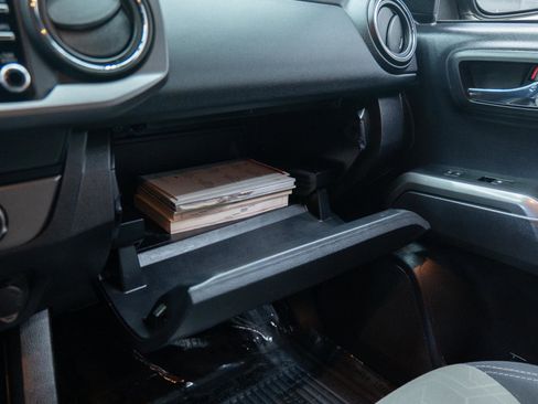 Used 2020 Toyota Tacoma TRD Sport w/ Technology Package AWD/4WD image 51