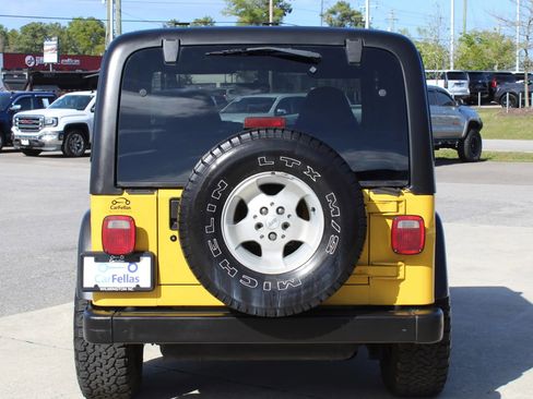Used 2000 Jeep Wrangler Sport image 4