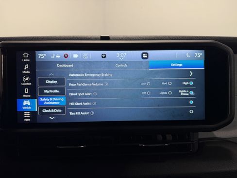 Used 2024 Jeep Wrangler Sport S image 11