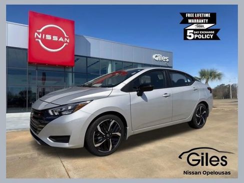Used 2025 Nissan Versa SR w/ Trunk Package FWD image 1