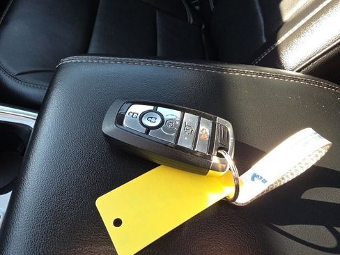 Used 2022 Ford Explorer Limited w/ Hybrid Equipment Group 310A image 36