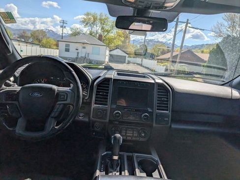 Used 2017 Ford F150 Raptor w/ Equipment Group 802A Luxury AWD/4WD image 7