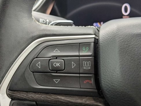 Used 2021 Jeep Grand Cherokee L Limited RWD image 32