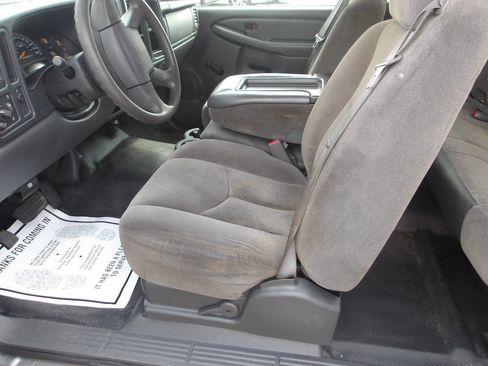 Used 2007 Chevrolet Silverado 1500 W/T image 9