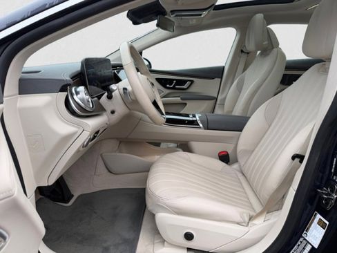 Used 2022 Mercedes-Benz EQS 450+ Sedan image 10
