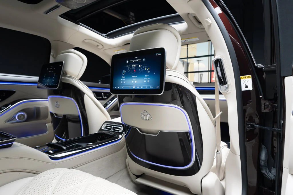 Used 2023 Mercedes-Benz Maybach S 580 4MATIC image 47
