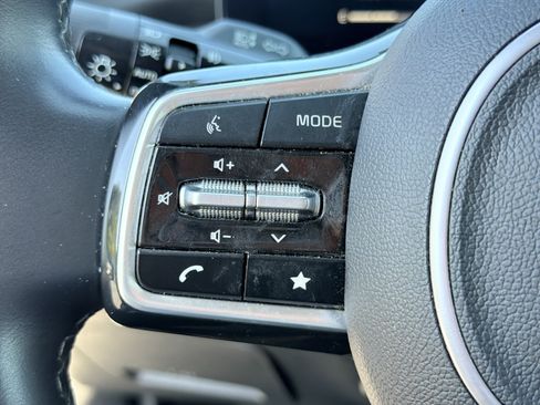 Used 2025 Kia Sorento X-Line EX AWD/4WD image 22