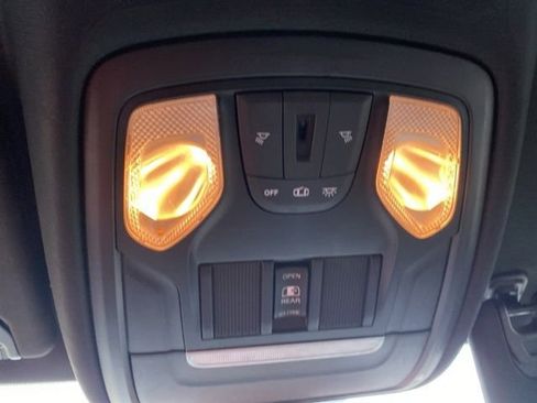 Used 2021 RAM 1500 Big Horn AWD/4WD image 22