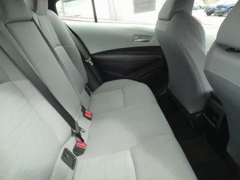 Used 2022 Toyota Corolla SE image 11