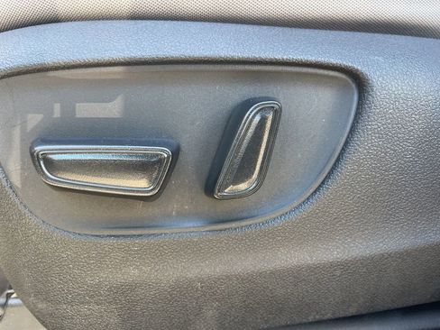 Used 2024 Toyota Sienna LE image 12