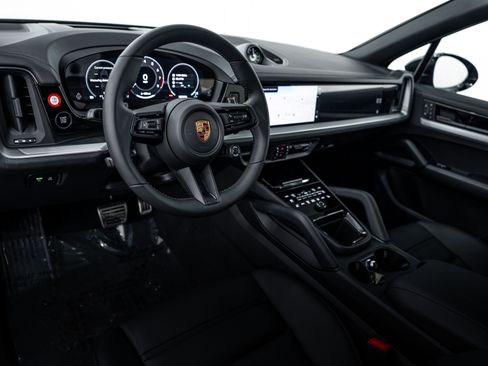 New 2026 Porsche Cayenne S AWD/4WD image 4