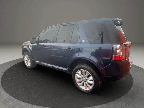 Used 2013 Land Rover LR2 HSE image 4