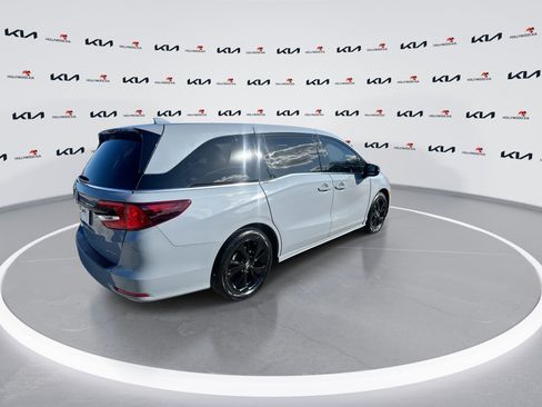 Used 2023 Honda Odyssey Sport image 8