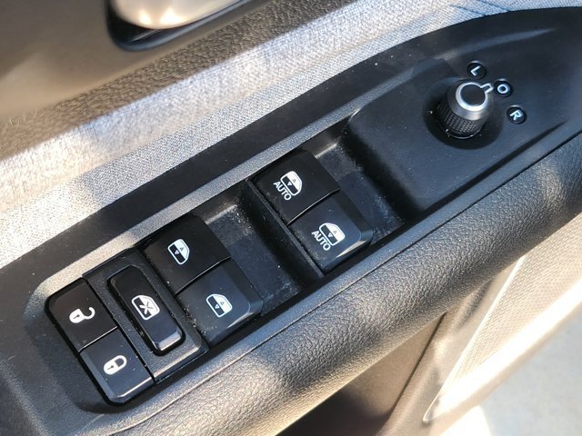 Used 2024 Jeep Compass Latitude AWD/4WD image 22