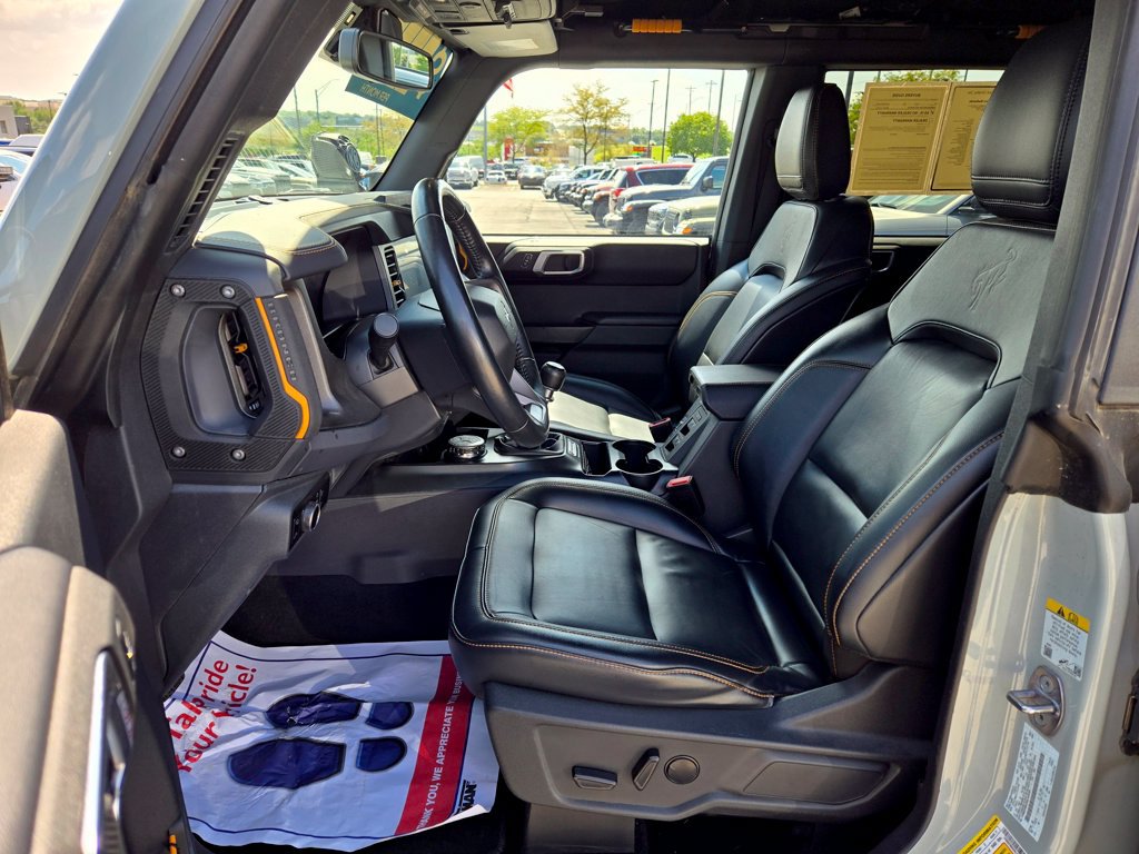 Used 2024 Ford Bronco Badlands w/ Sasquatch Package AWD/4WD image 16