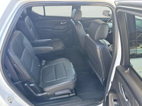 Used 2023 Chevrolet Traverse RS w/ LPO, Floor Liner Package AWD/4WD image 24